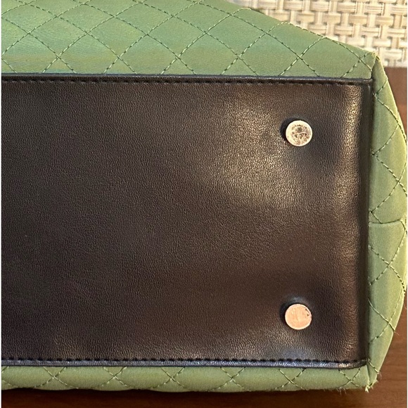 🌟3xHP🌟VTG 1990s Green Quilted Tote Bag Dark Brown Leather Trim Casual Corner - Picture 15 of 15